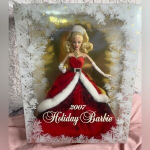 ✨NWOT✨Collectible 2007 Holiday Barbie Doll ~ NEVER OPENED!